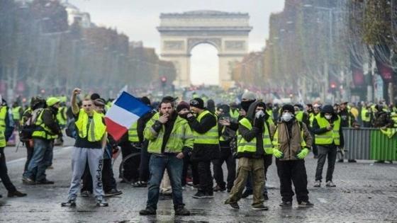 قانون فرنسي جديد ضد الاحتجاجات