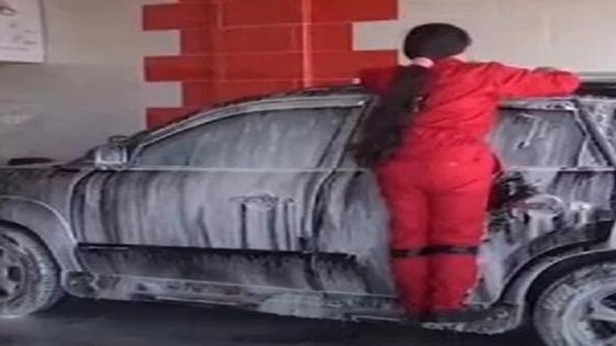 (للنساء فقط) افتتاح مغسلة سيارات في السويداء جنوب سوريا