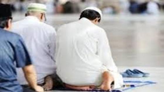 صام رمضان ولا يصلي .. هل يتقبل منه