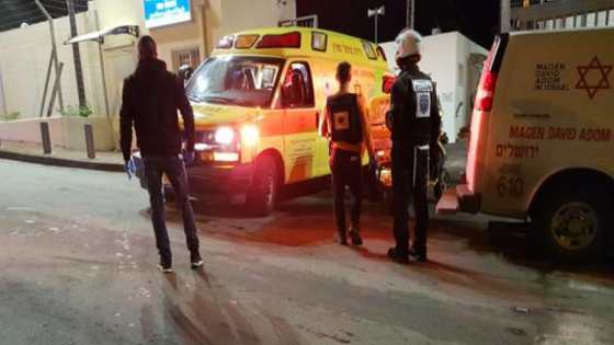 إصابة 4 شرطيين إسرائيلي بجراح خطيرة