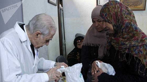 لقطات من حياة إحسان عز الدين “طبيب الفقراء” السوريين