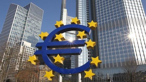 البنك المركزي الأوروبي يبقي على سياسته النقدية بلا تغيير