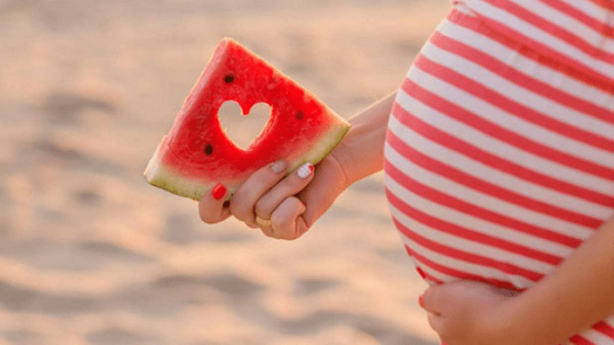 فوائد البطيخ للمرأة الحامل